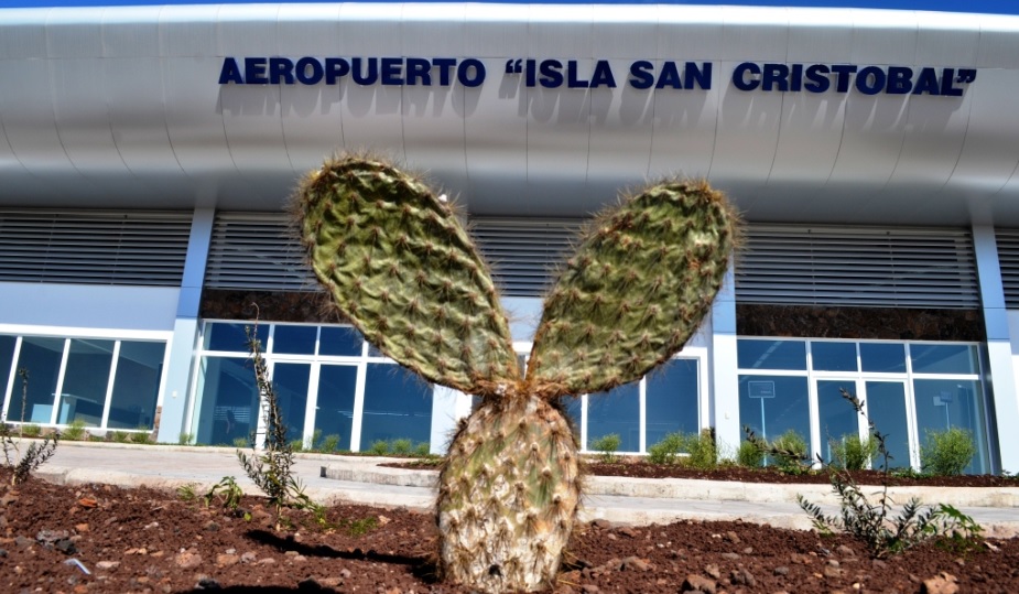 Aeropuerto de San Cristóbal funcionará 24 horas para operaciones militares