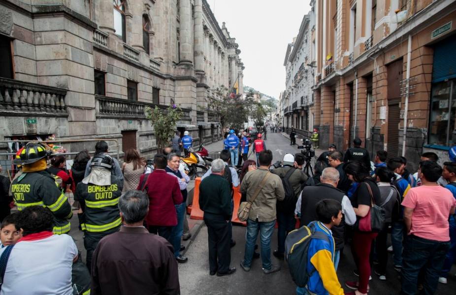 Descartan tres amenazas de bomba en el centro de Quito