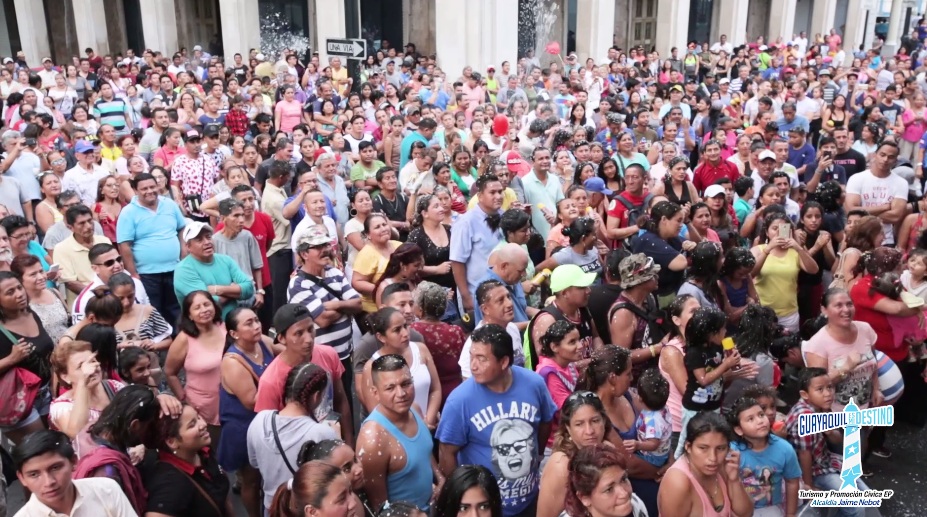 Guayaquil celebra el carnaval con una mega fiesta