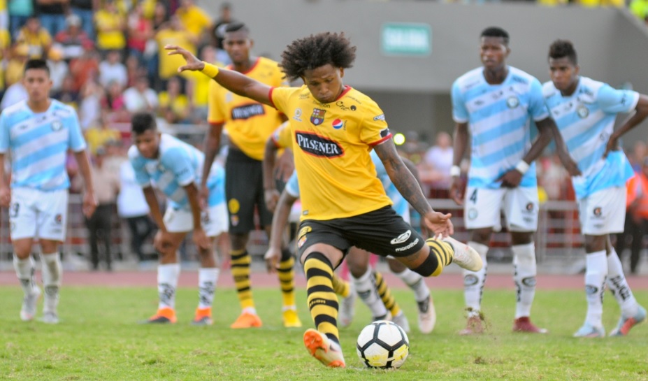 Deporte profesional se retomará en julio, pero sin público