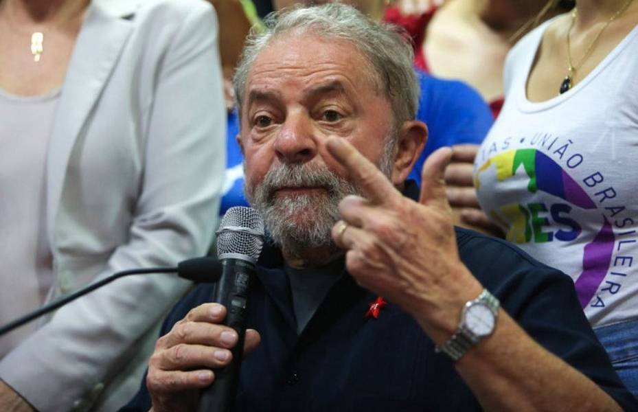 Lula tilda la denuncia en su contra de &quot;espectáculo deplorable&quot; y sin pruebas