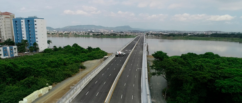 Inaugurado el puente Guayaquil-Samborondón que soportará 60.000 vehículos diarios