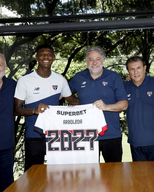 El Sao Paulo y Robert Arboleda llegaron a un acuerdo para pagar sus deudas personales, junto a su renovación.