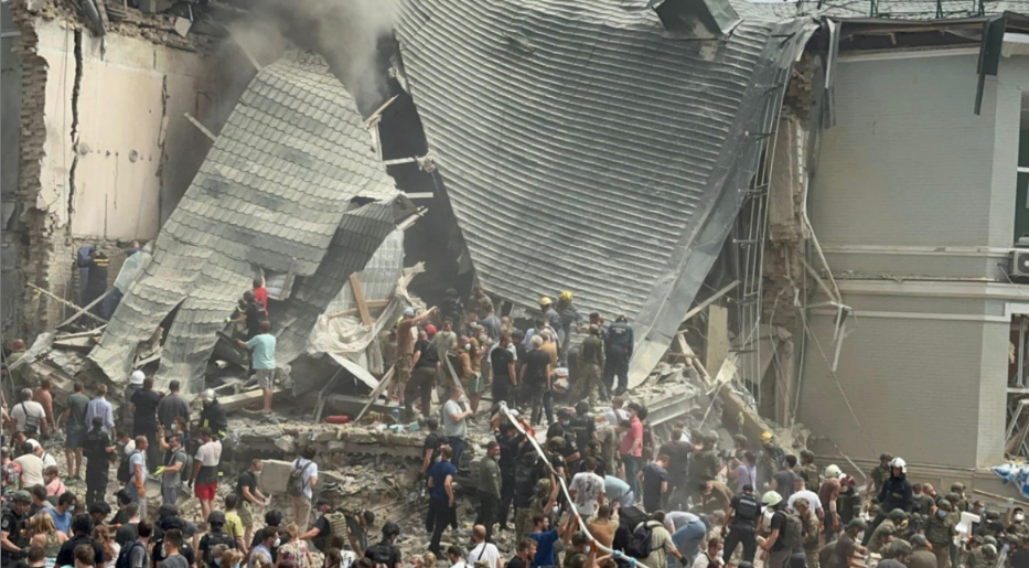 Un hospital infantil entre los lugares atacados por bombas rusas en Ucrania que dejan al menos 31 muertos