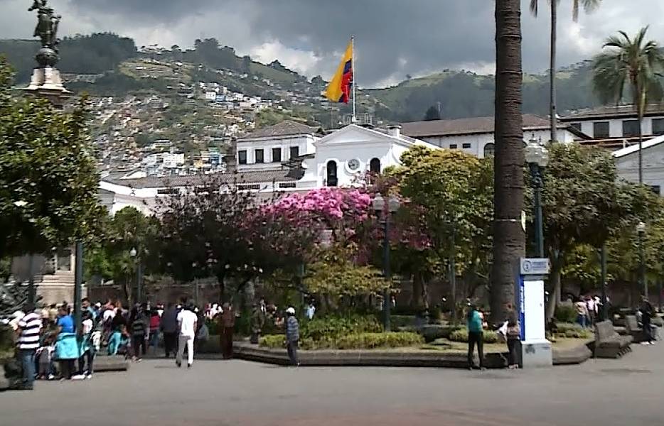 Varios funcionarios del Estado ganan más que el presidente