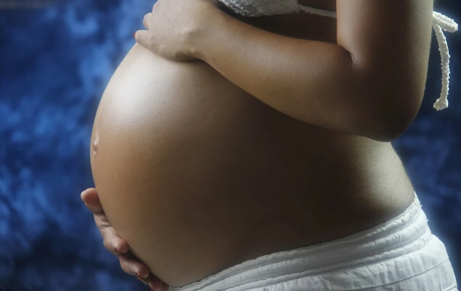 Brasil: arrancan bebé a embarazada y la matan