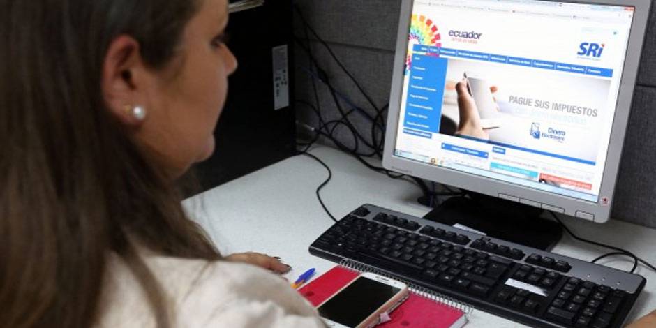 Desarticulan a banda que habría perjudicado a Estado por más de $200 millones