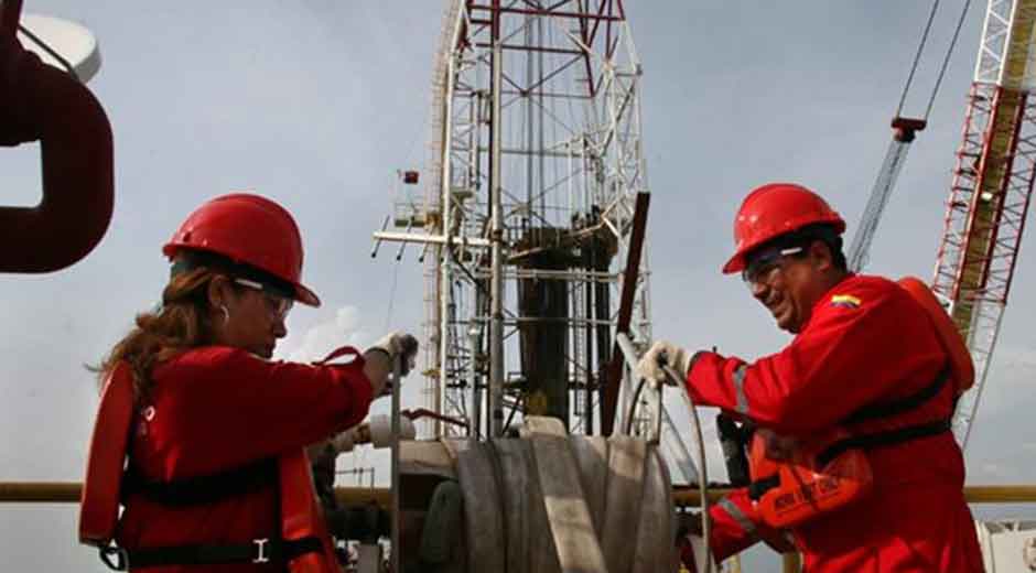 Caída del petróleo ensombrece aún más las finanzas del gobierno venezolano