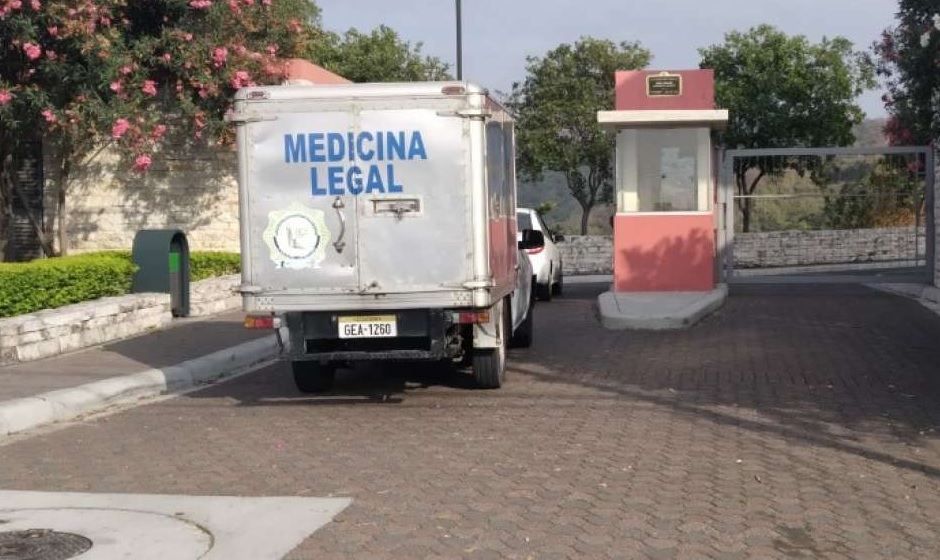 Hallan muerto a marino en base naval de Guayaquil