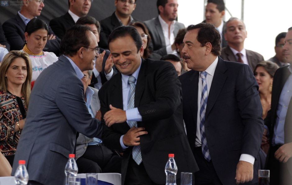 Candidaturas y tema económico se abordaron en cita de &quot;La Unidad&quot;