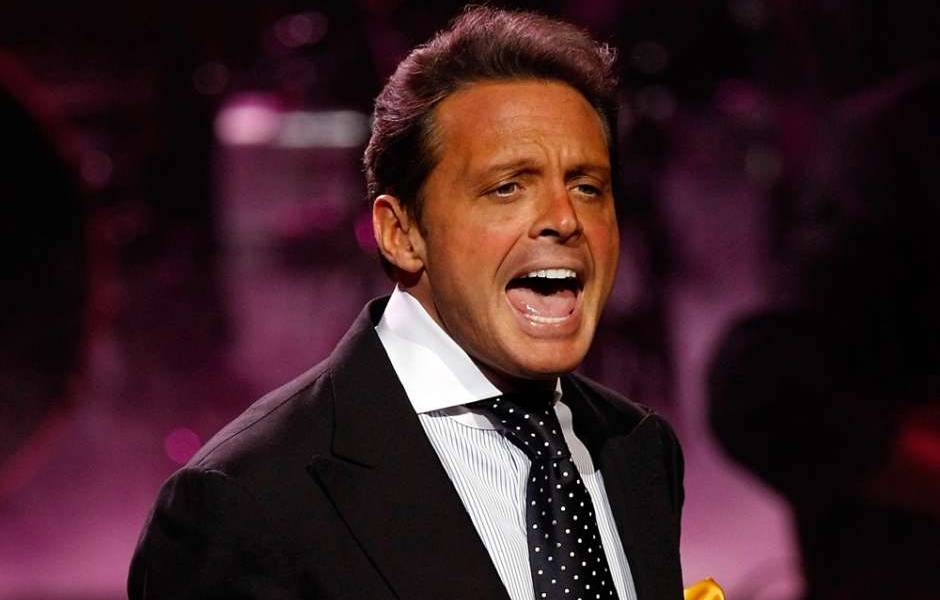 Luis Miguel se deja ver como nunca antes