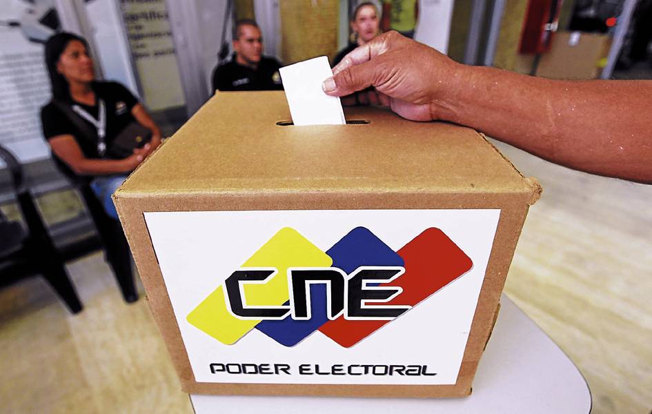 Opositores venezolanos proponen asamblea constituyente tras comicios