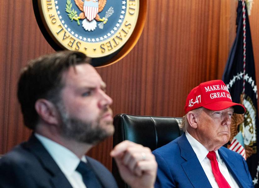 Imagen del presidente de EE. UU., Donald Trump, y el vicepresidente, J.D. Vance.
