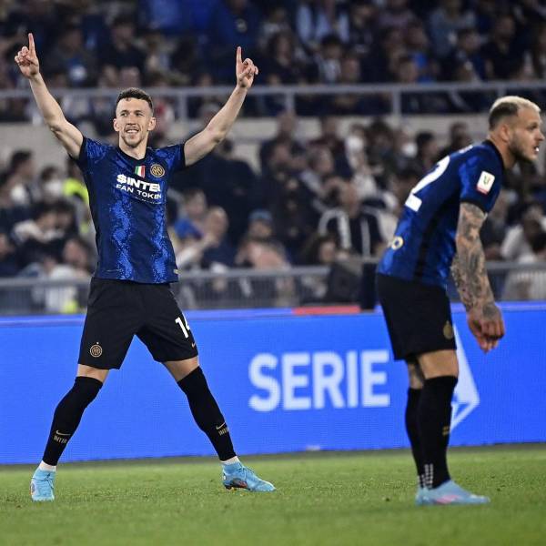 L’Inter alza la Coppa Italia dopo 11 anni