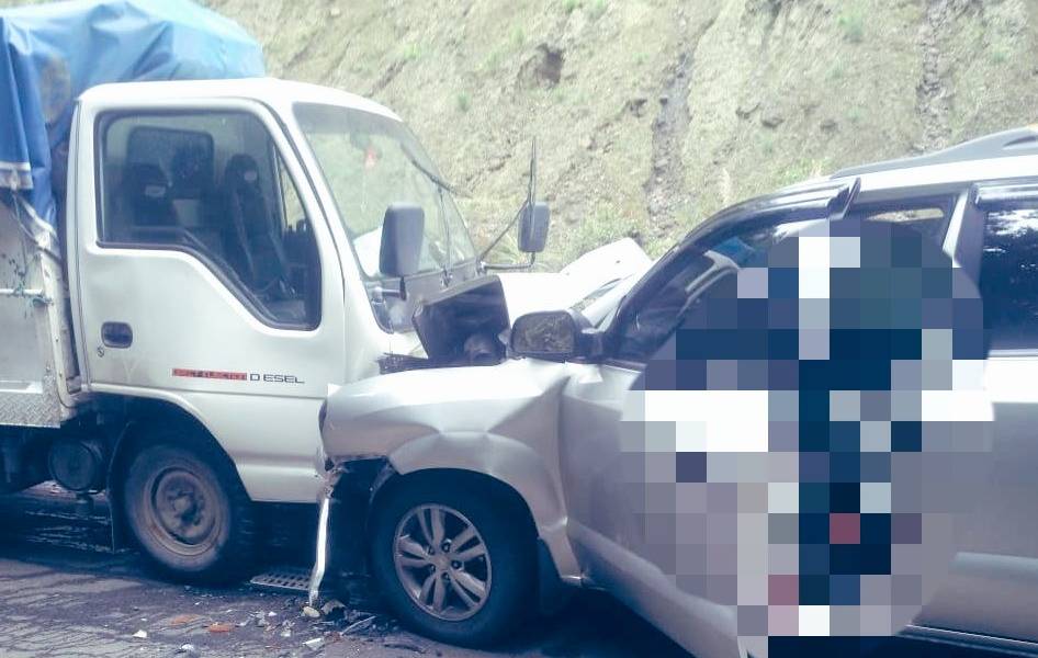 Un muerto y dos heridos deja accidente en la vía Loja – Catamayo