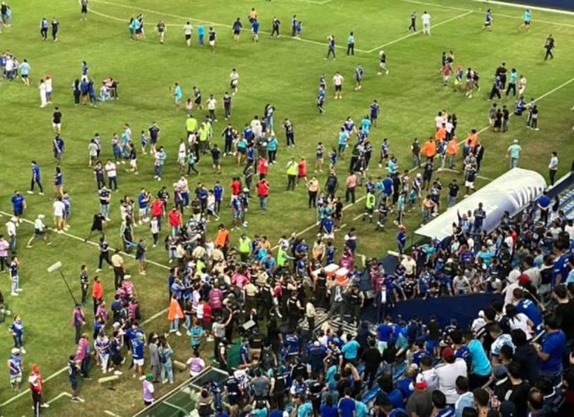 Archivo Invasión de hinchas de Emelec.