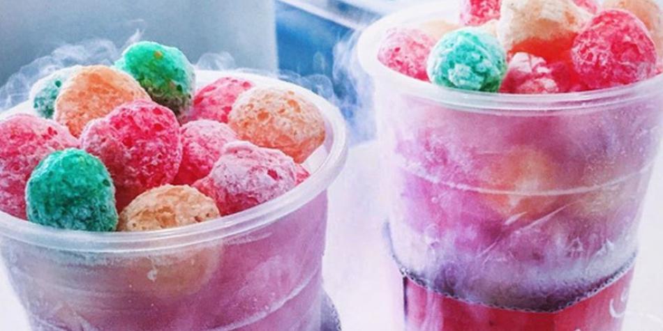 Un postre con nitrógeno líquido deja un agujero en el estómago de un niño
