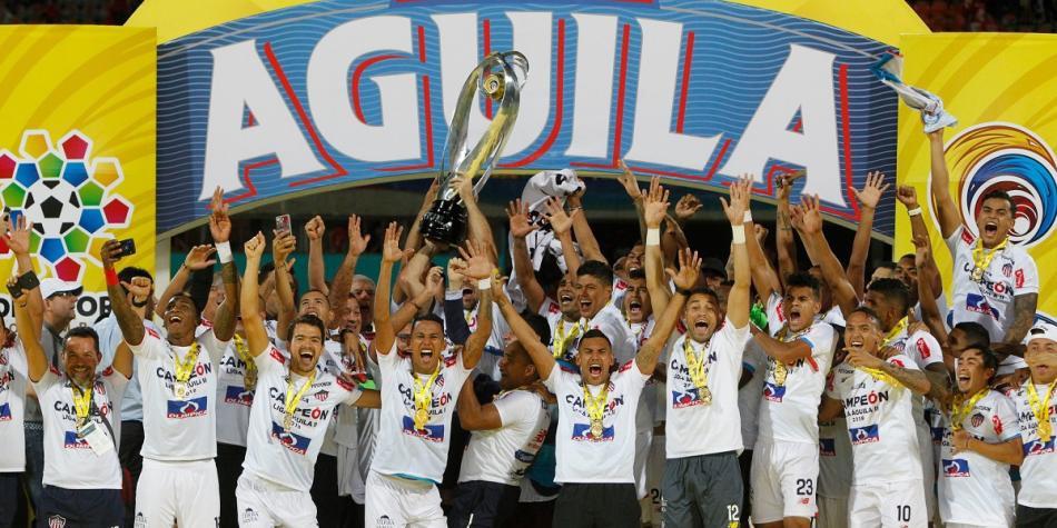 El Junior vence por penaltis al Medellín y gana la liga colombiana
