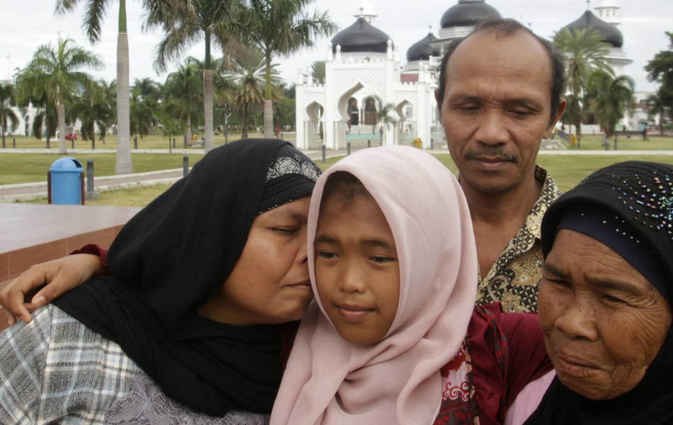 Indonesia: niña desaparecida en el tsunami de 2004 se reencuentra con su familia