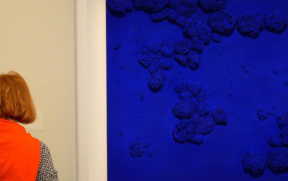 Yves Klein: el hombre que inventó un color