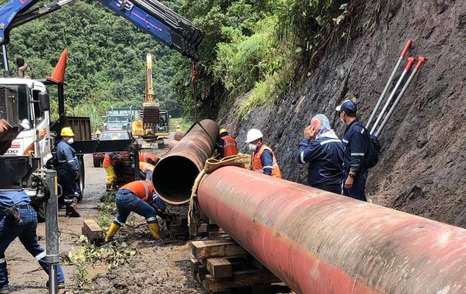 Ecuador prevé perder 2.500 millones en petróleo debido al desplome de los precios del crudo