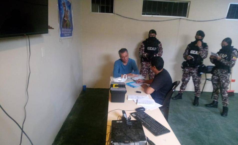 Jorge Glas regresó a la cárcel La Roca después de ser dado de alta en el Hospital Naval