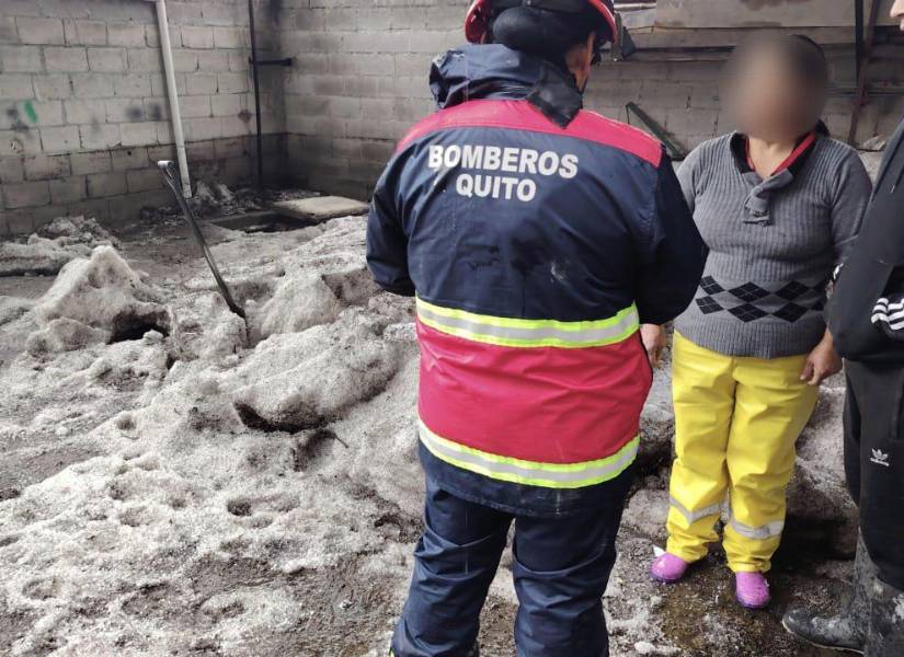 Dos viviendas resultaron afectadas en Pisulí.