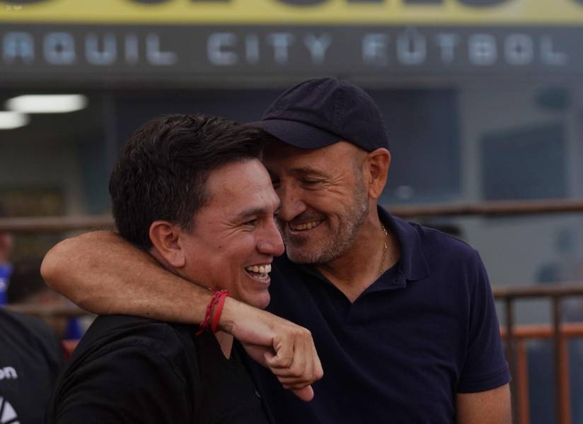 Emelec compite en la Copa Ecuador por clasificar a la Copa Libertadores 2026.