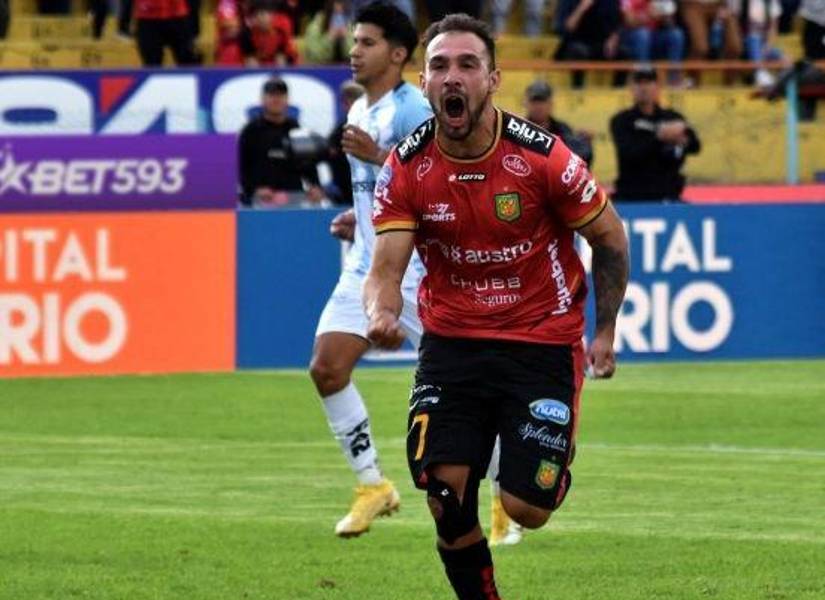Lucas Mancinelli, capitán y referente del Deportivo Cuenca, lamentó todos los problemas del club.