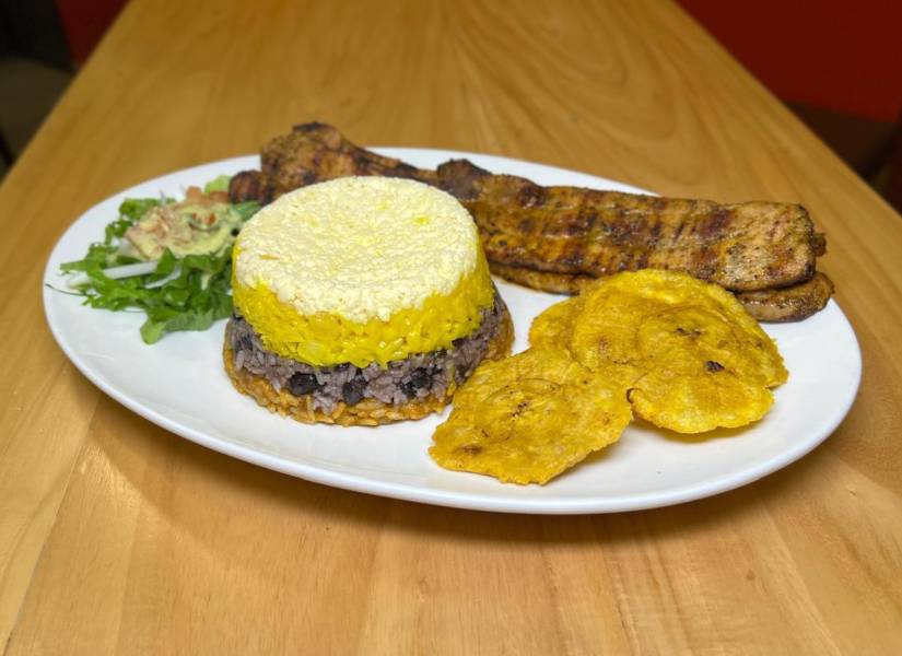 En el restaurante La Carbonada Grill se ofrece una trilogía de moros.