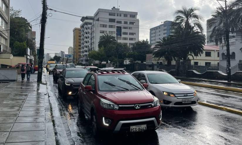 En la 6 de Diciembre y Whymper hubo tráfico esta tarde.