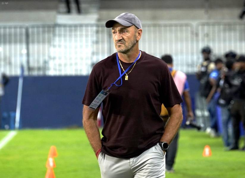 Guillermo Duró se mantendrá como entrenador de Emelec del 2026.