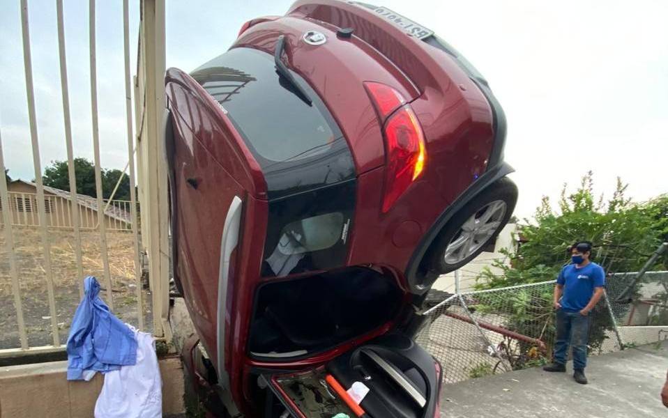 Violento accidente en la avenida Carlos Julio Arosemena