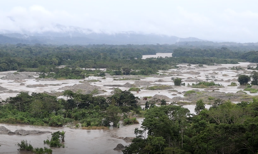 Preocupación en Napo por químicos mezclados con el agua de los ríos