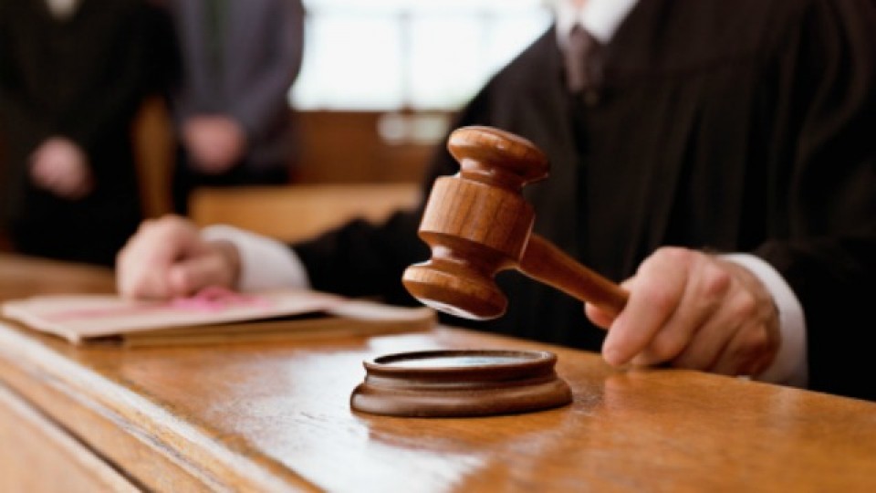 El Ejecutivo interviene en la justicia, según estudio