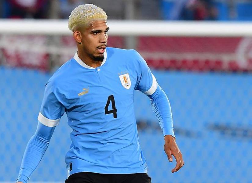 Araújo con la selección uruguaya