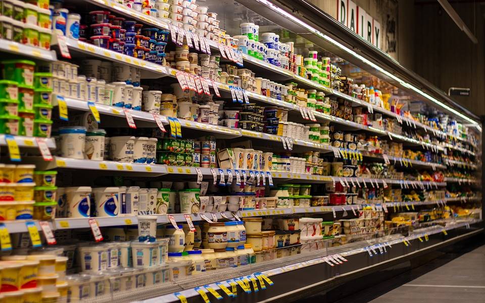 Argentina aprueba ley para regular venta en supermercados