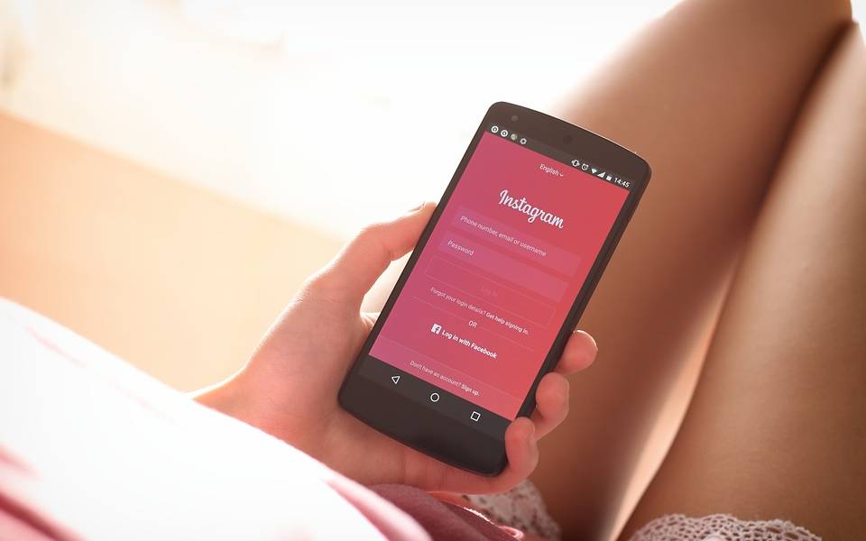 Instagram lanza herramientas contra el acoso en línea