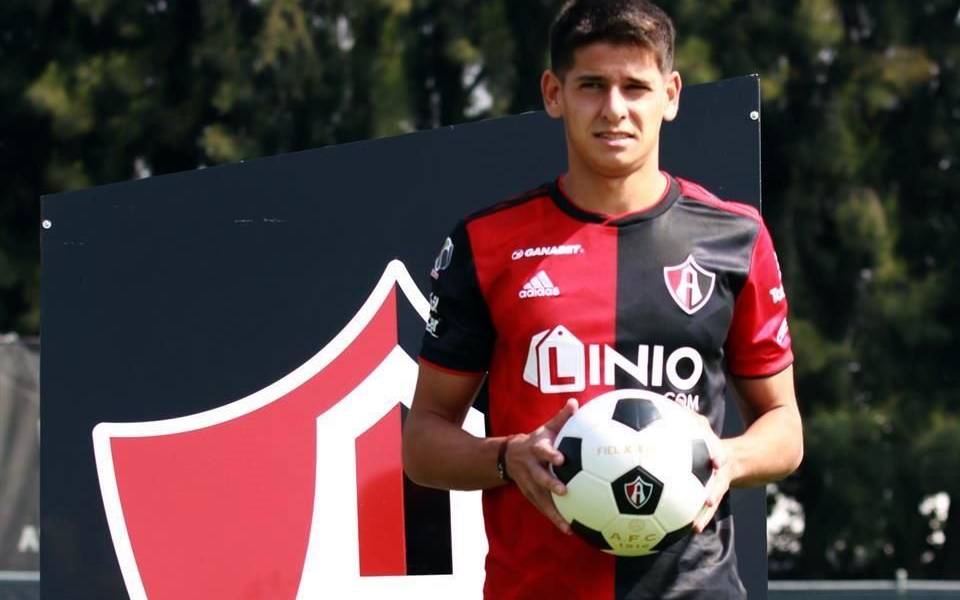 Facundo Barceló es el nuevo delantero de Emelec