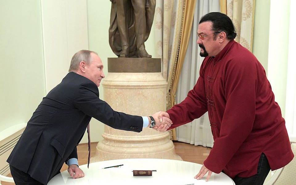 Steven Seagal, nuevo emisario ruso para relaciones humanitarias con EEUU