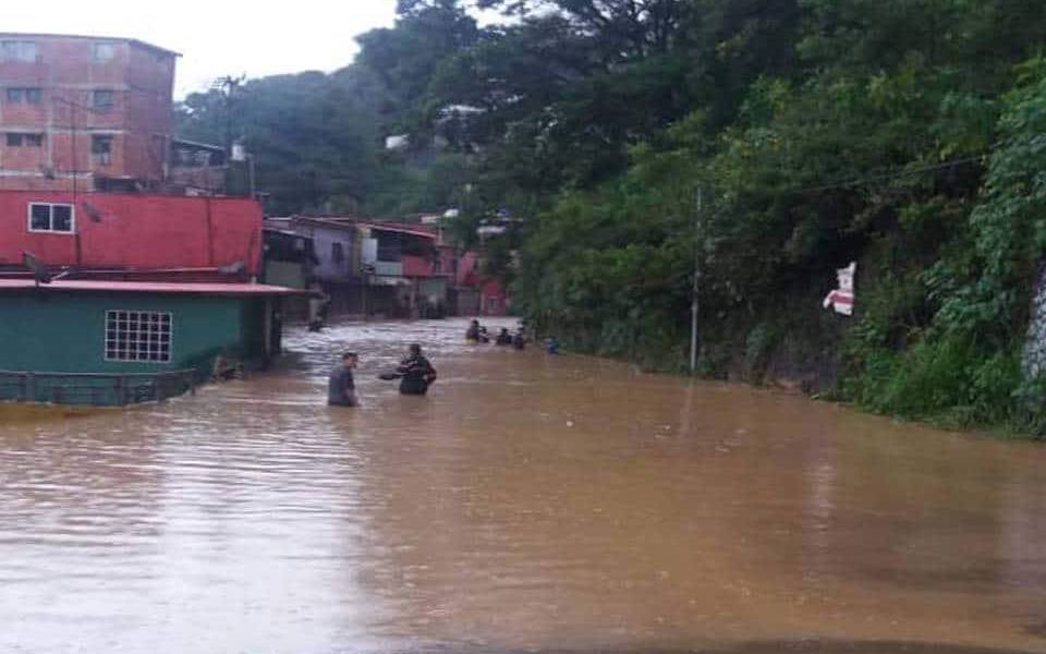Desbordamiento de ríos causa graves inundaciones en Rumiñahui