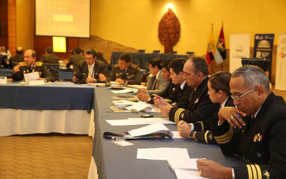 FF. AA. elaboran manual de procedimientos para las operaciones de seguridad interna