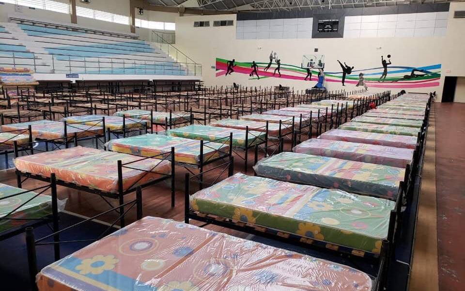 Coronavirus: Adecúan coliseo en Guayaquil con un centenar de camas