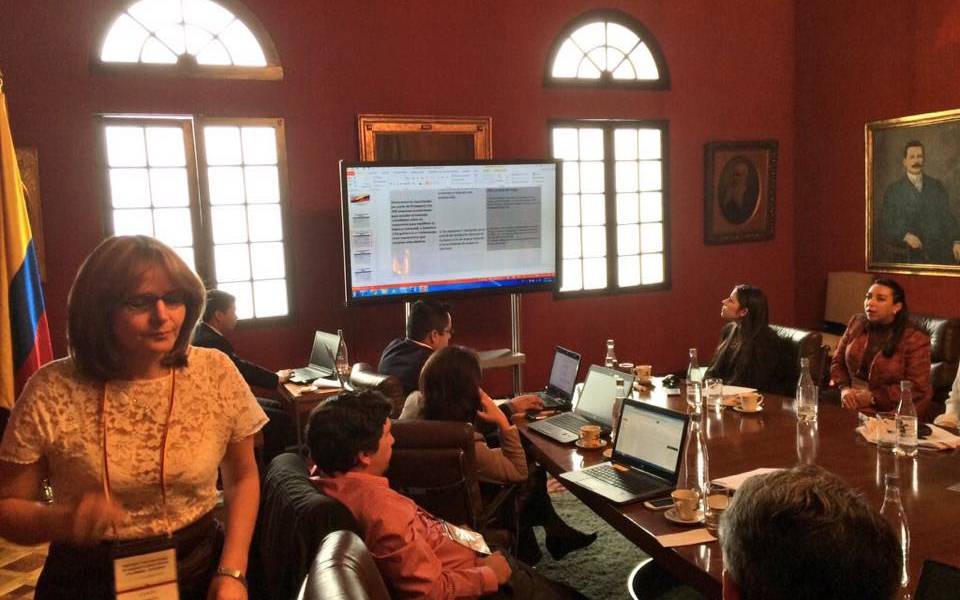 Colombia busca negociar salvaguarda impuesta a sus productos por Ecuador