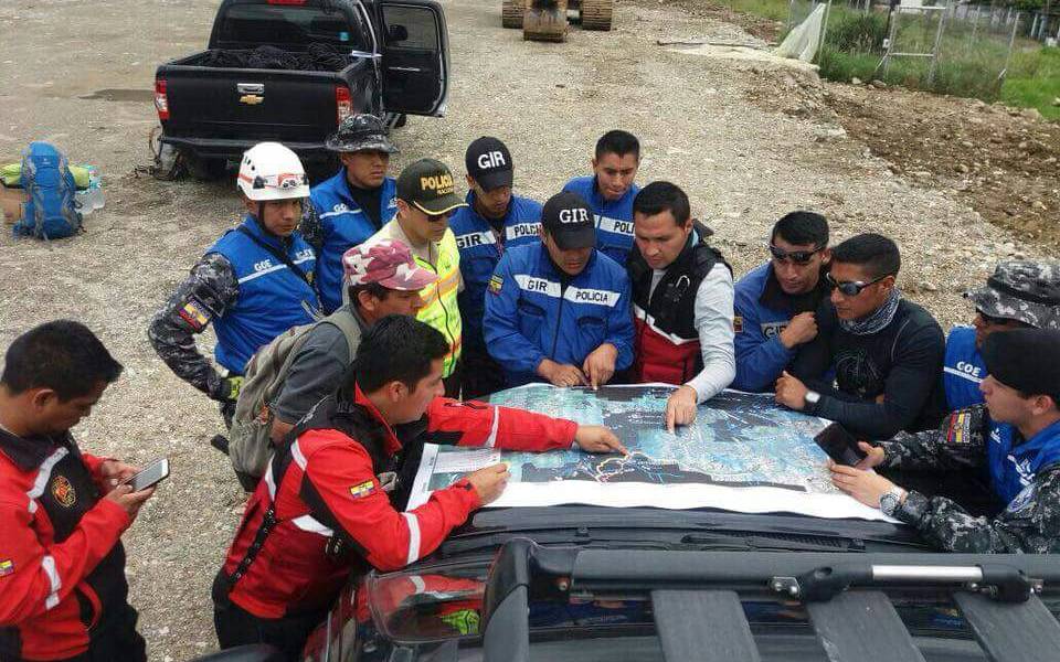 Rescatan a 5 personas extraviadas en reserva Los Llanganates