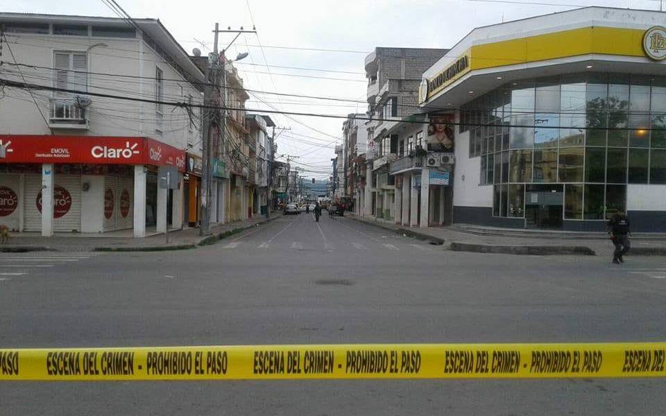 Descartan explosivos en robo a joyería de Esmeraldas