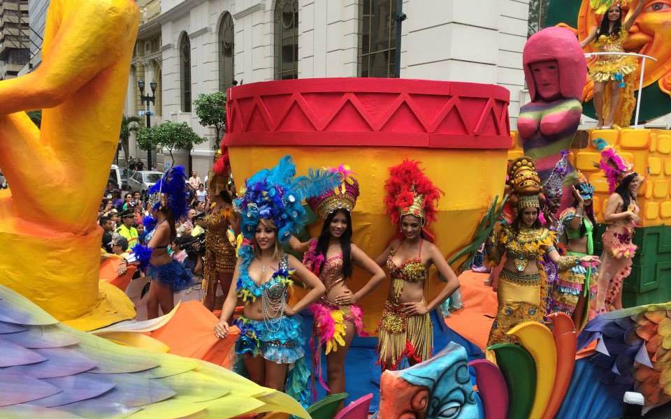 Música y alegría en Guayaquil es mi destino en carnaval