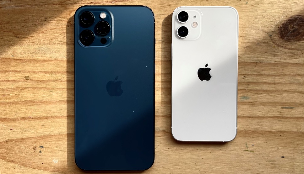Apple ya prueba la pantalla de un iPhone plegable