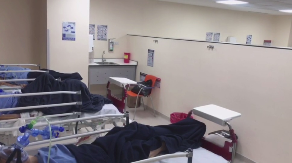 UCI de hospitales privados están al 100% de ocupación en Quito y Guayaquil