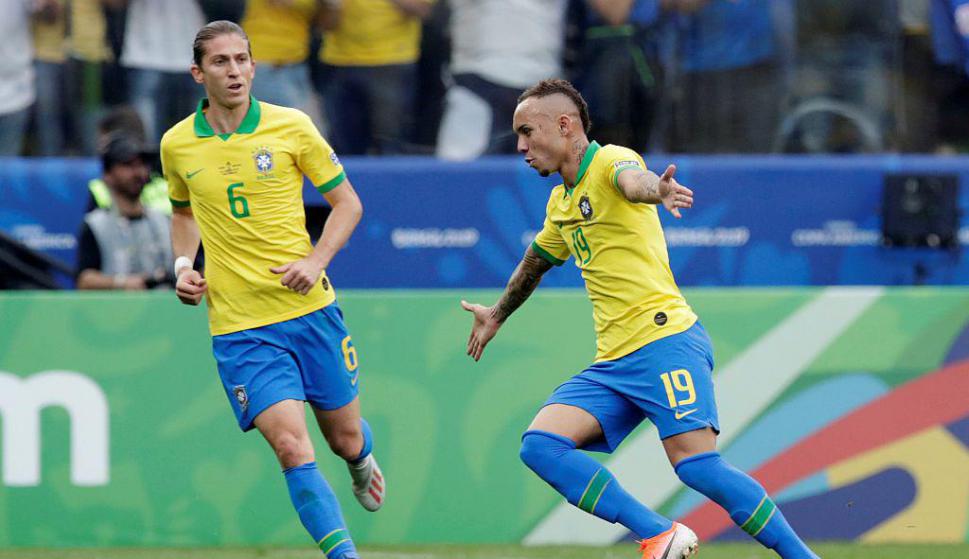 Brasil golea a Perú por Copa América